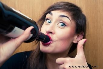 ¿El vino tinto realmente te hace sentir bien?