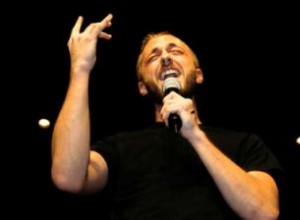 Los Mejores Sitios para Descargar Música de Karaoke Gratis y Segura