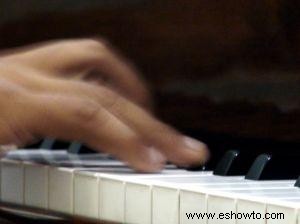 Dónde escuchar música clásica de piano en línea