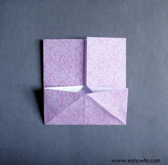 Cómo hacer origami con un papel en forma de rectángulo