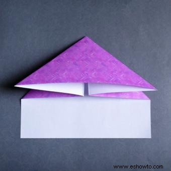 Cómo hacer origami con un papel en forma de rectángulo