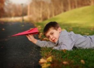 Cómo hacer aviones de papel de origami