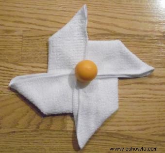 Instrucciones e ideas de origami con toallas