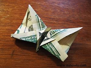 Hacer una mariposa de origami de dinero