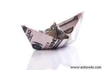 Sombrero de origami con billete de dólar