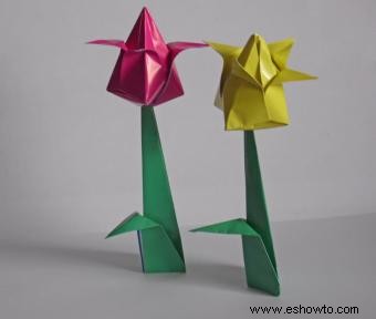 Instrucciones de tulipán para origami