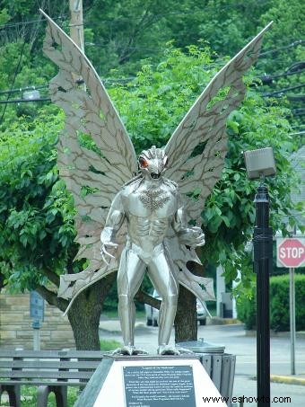 12 avistamientos recientes de Mothman (y lo que significan)