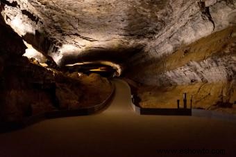 5 cuevas más embrujadas de Estados Unidos para exploración profunda  