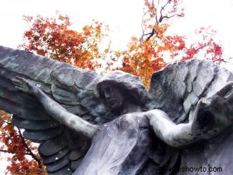 Historias de la estatua del ángel negro del cementerio de Oakland