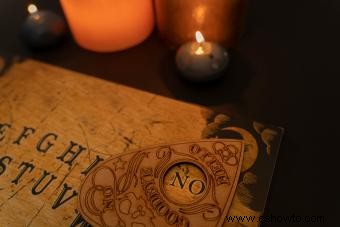 Historia de la tabla Ouija:Orígenes de este dispositivo espiritual