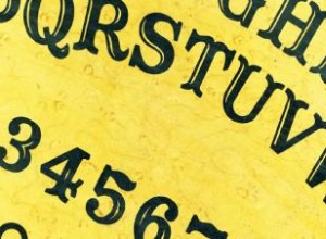 ¿Es peligrosa la tabla Ouija? Analizamos los riesgos reales y cómo protegerte