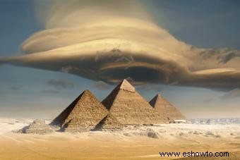 ¿Hay pruebas de que los extraterrestres construyeron las pirámides? Examinando las teorías