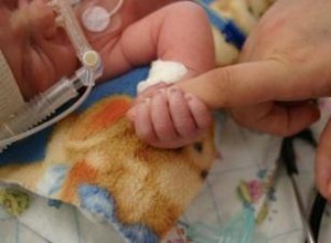 Libro de Recuerdos de la UCIN: Ideas Prácticas y Terapéuticas para Padres