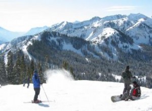 Guía Experta para Comprar Equipos de Esquí y Snowboard en Outlets con Descuentos