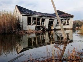 ¿Hay alguna forma de evitar que las inundaciones entren en la casa?