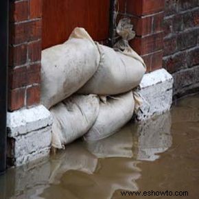 ¿Hay alguna forma de evitar que las inundaciones entren en la casa?