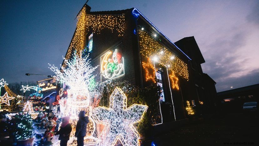 Cómo organizar un concurso de luces navideñas 