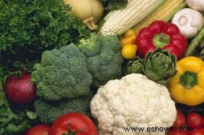 ¿Cocinar las verduras disminuye sus nutrientes? 