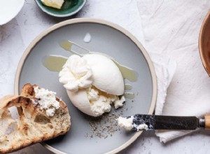 Diferencia entre burrata y mozzarella: elaboración, historia y usos