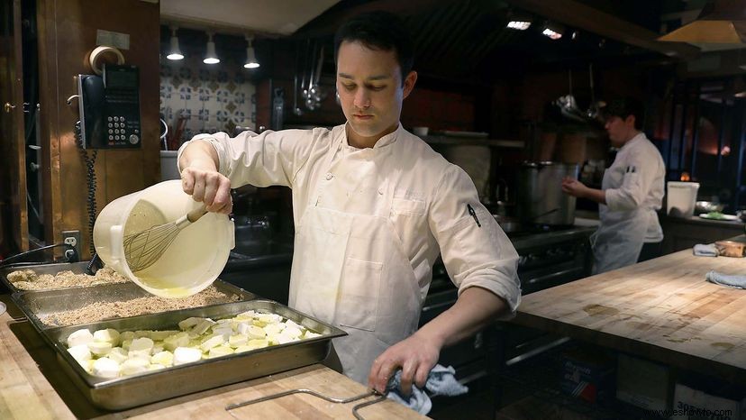 Chez Panisse alcanza un hito de restaurante raro:50 años en el negocio 