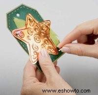 Cómo hacer una canasta de regalo de Navidad 