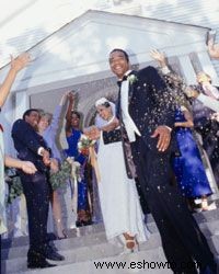 10 rituales de recepción de bodas que desearíamos morir ya 
