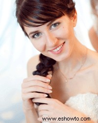 10 peinados de boda que combaten el calor y la humedad 