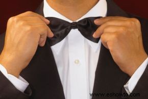 ¿La corbata negra es realmente opcional? 