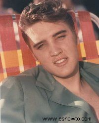 Biografía de Elvis Presley 