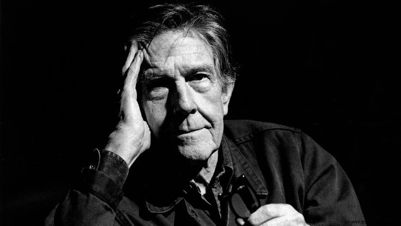 Conoce a John Cage, el compositor innovador detrás del concierto de 639 años 
