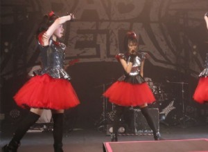 BABYMETAL:Tres chicas japonesas hacen que el heavy metal sea lindo 