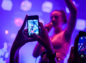 Deja esos teléfonos, asistentes al concierto, o Apple puede hacerlo por ti 