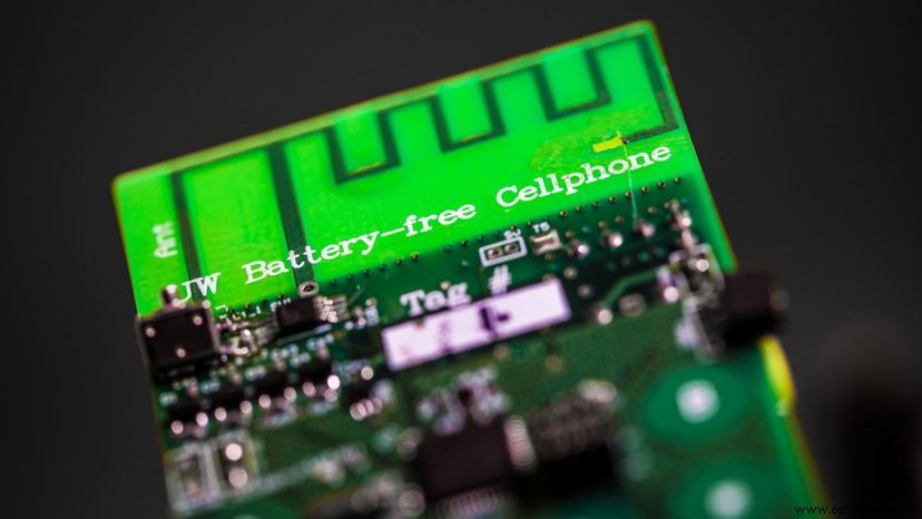Los científicos han inventado un teléfono celular sin batería 