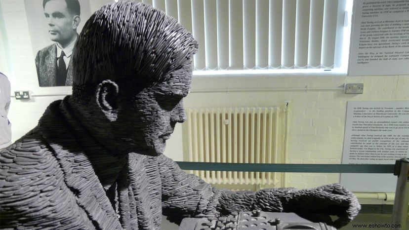 Cómo Alan Turing y su prueba se convirtieron en leyenda de la IA 