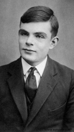 Cómo Alan Turing y su prueba se convirtieron en leyenda de la IA 
