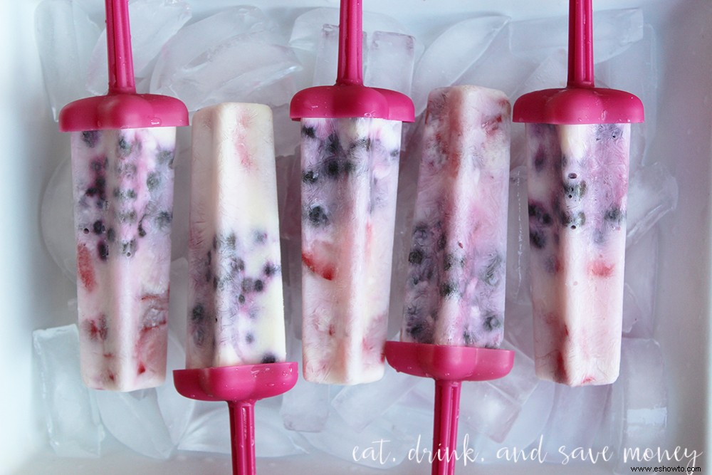 Paletas de kéfir y frutas 