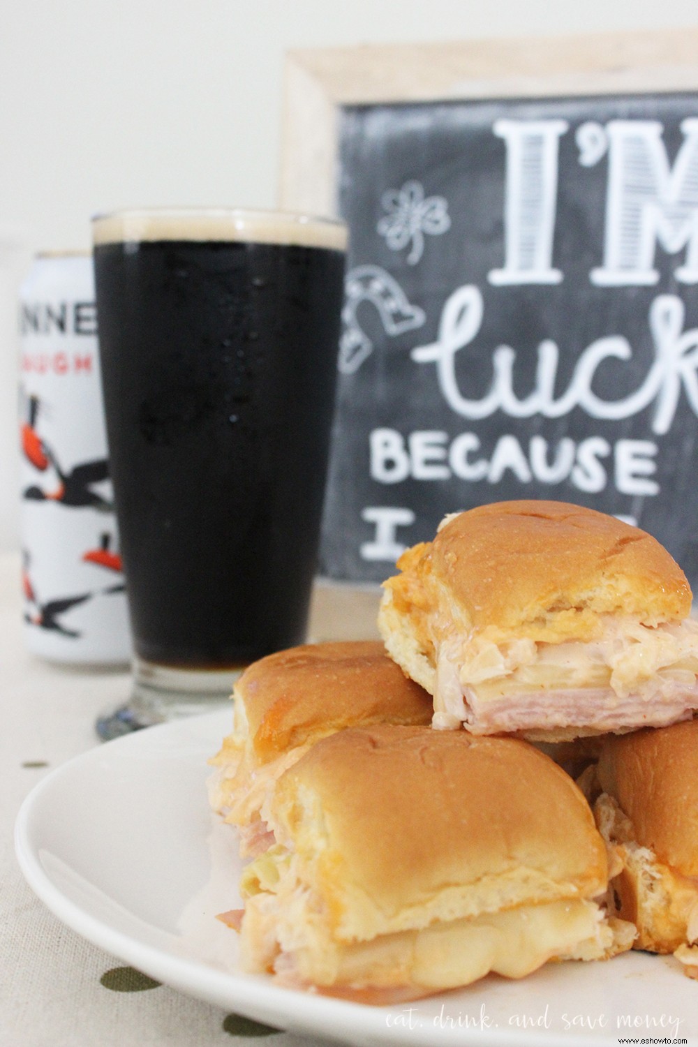 Celebre el Día de San Patricio con la receta Rachel Sliders 