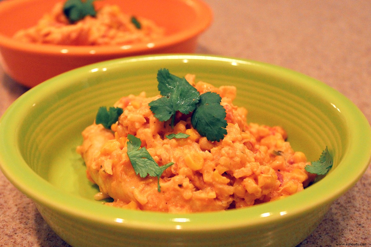 Cazuela de pollo con queso y volcado de 5 ingredientes 