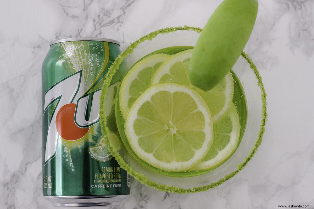 Receta Lucky 7UP Sour Apple Spritzer 