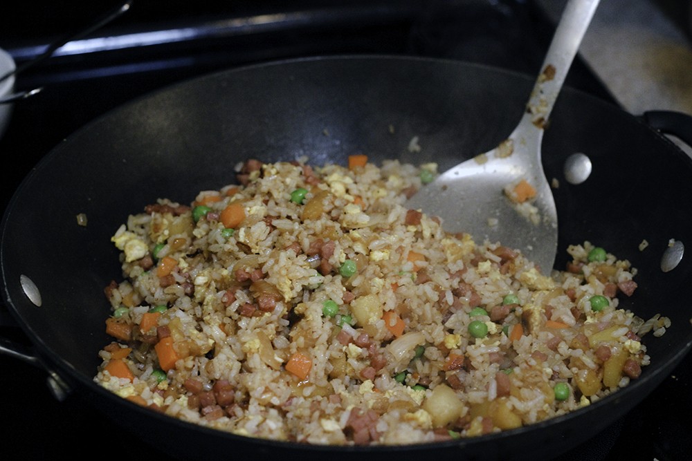 Receta de arroz frito con cerdo y piña 