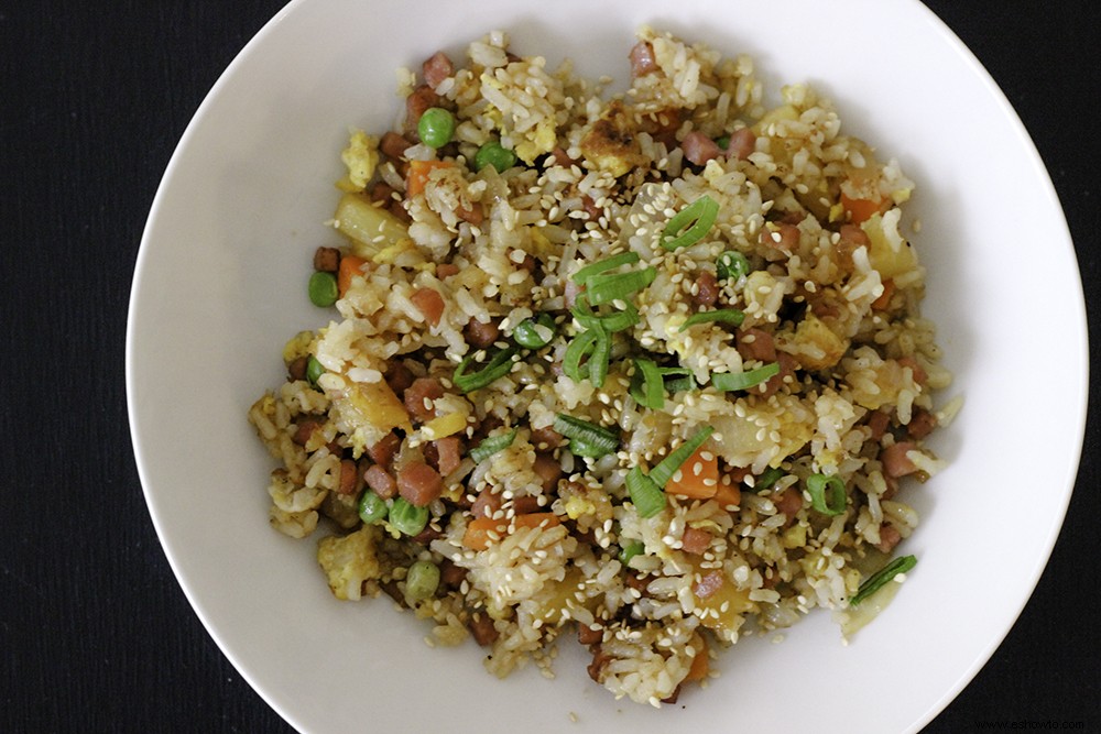 Receta de arroz frito con cerdo y piña 