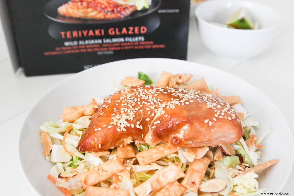 Idea de cena rápida y fácil:Ensalada de salmón glaseado con teriyaki salvaje de Alaska 