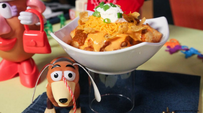 Alimento de la tierra de Toy Story | Qué comer en Woody s Lunch Box 