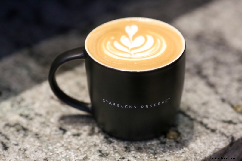 13 bebidas cetogénicas en Starbucks, incluidos los frappuccinos 