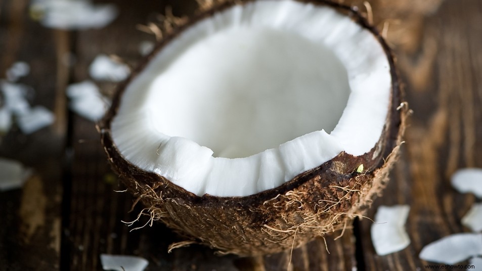 El tocino de coco es el intercambio deliciosamente saludable que todos estábamos buscando 