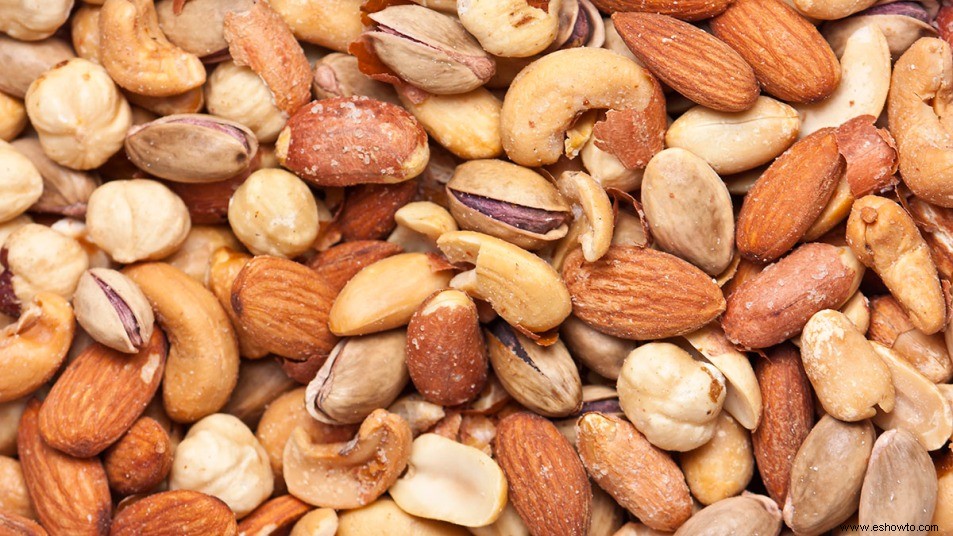 Coma estos tipos de nueces para ayudarlo a perder peso, ¡y no recuperarlo! 