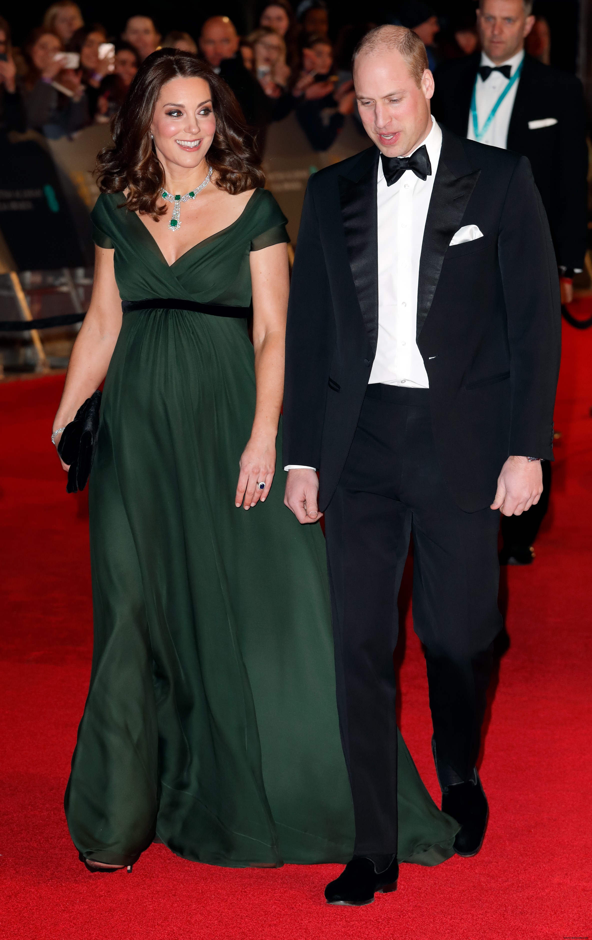 Kate Middleton es criticada por no usar un vestido negro en los BAFTA 