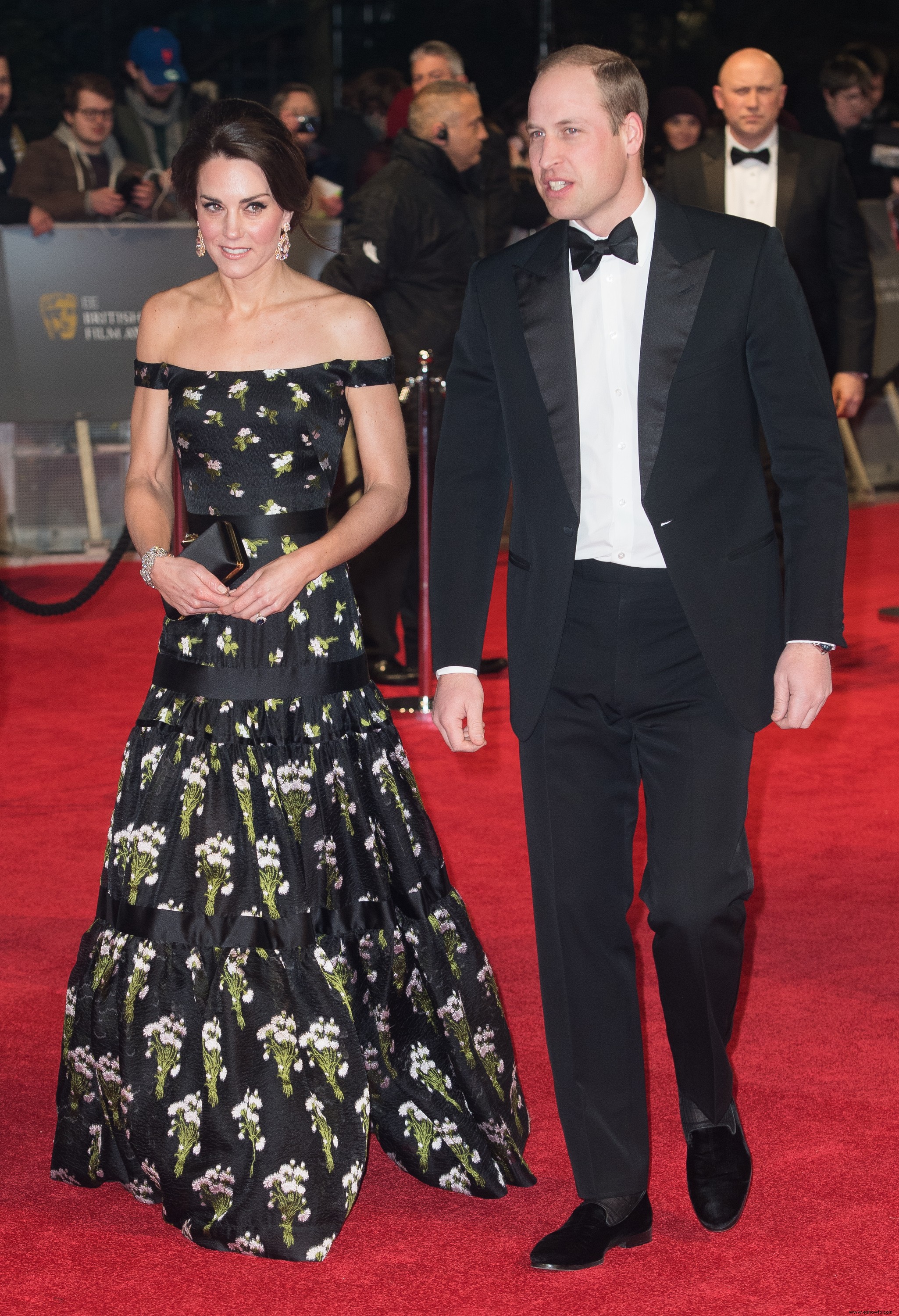 Kate Middleton es criticada por no usar un vestido negro en los BAFTA 