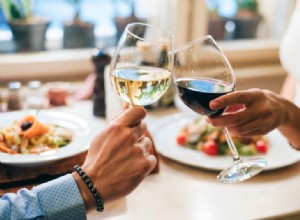 Vino falso fabricado en laboratorio: ¿Los expertos no detectan la diferencia?