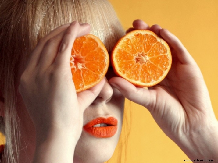 Las naranjas se relacionan con un menor riesgo de enfermedades oculares relacionadas con la edad, según un estudio 